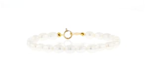 Child's 4-4.5mm Cultured Pearl Bracelet with 14kt Yellow Gold. 5.5