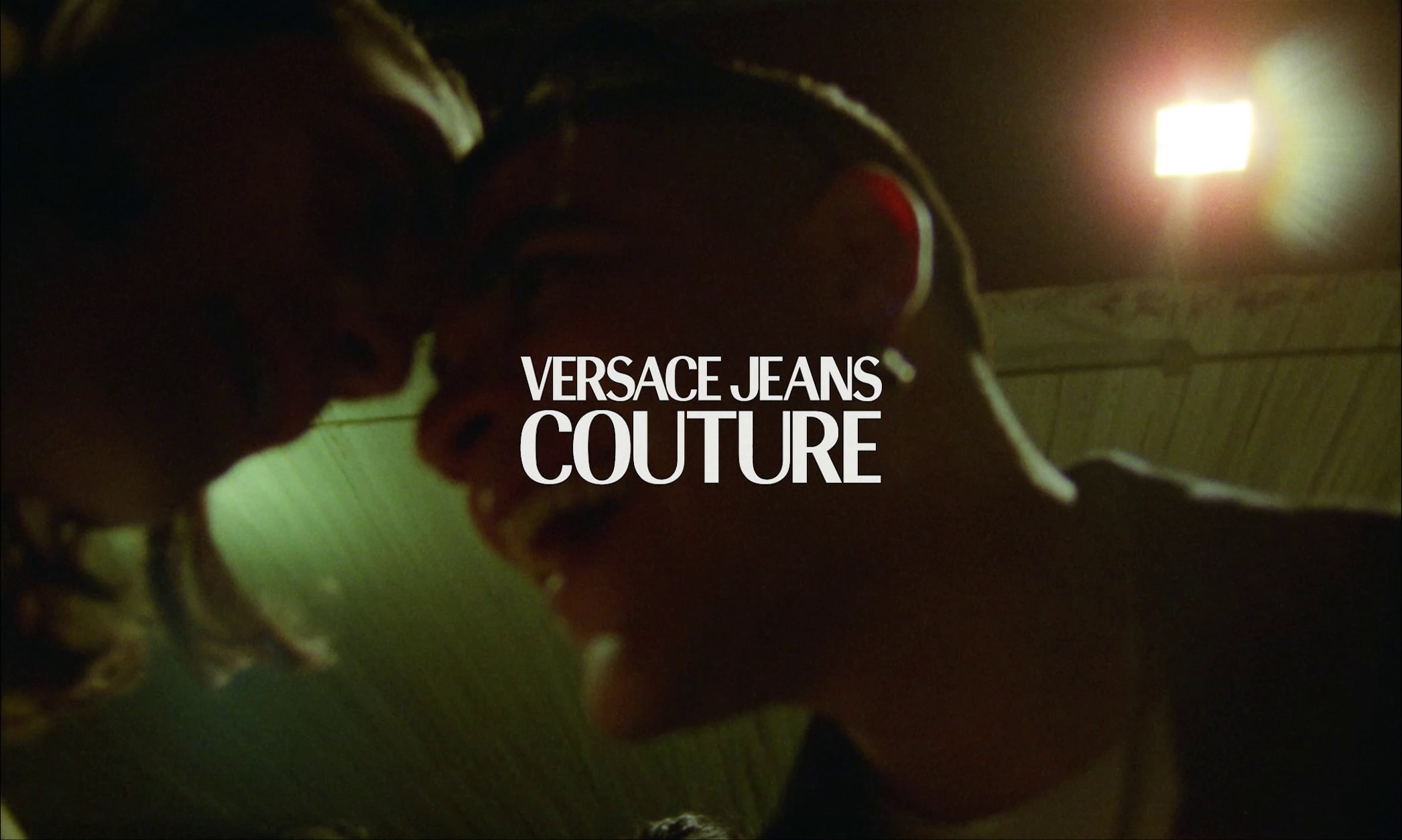 Y2K NEVER DIES / VERSACE JEANS COUTURE