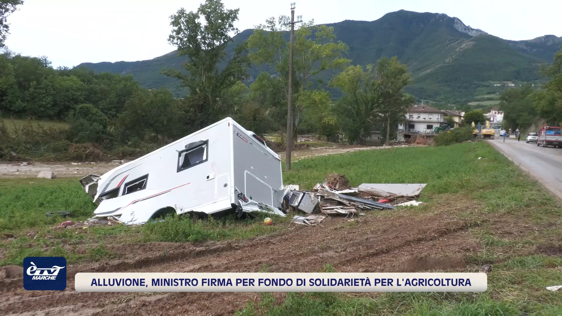Alluvione, ministro Lollobrigida firma per Fondo di solidarietà per l'agricoltura - VIDEO