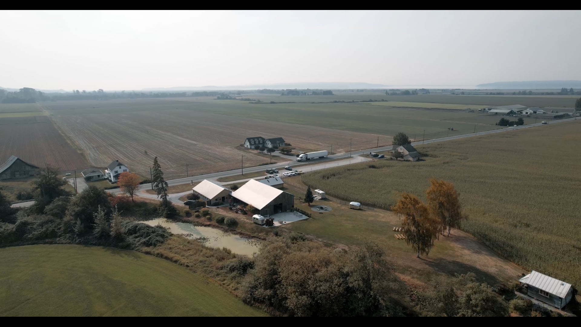 The Saltbox Barn on Fir Island Lillyana & Gabriel Highlight Film