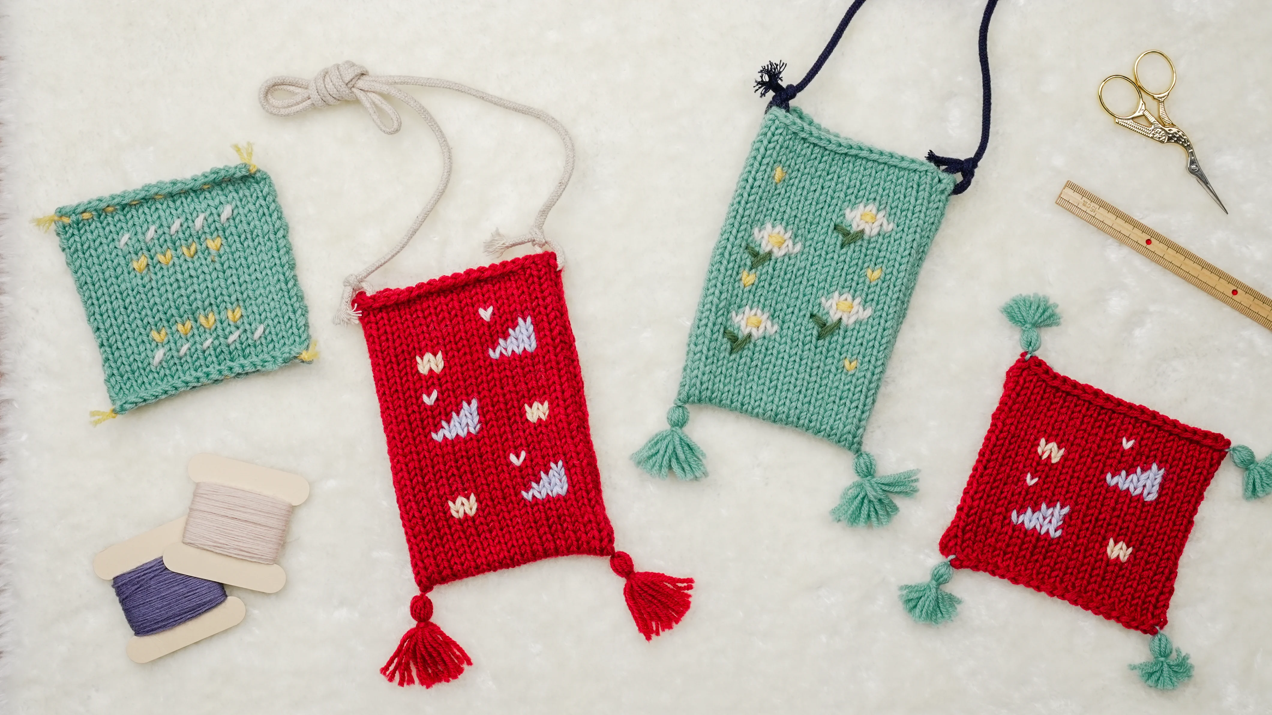 お出かけカラフルに。たのしいポシェットの編み物 – Lakit