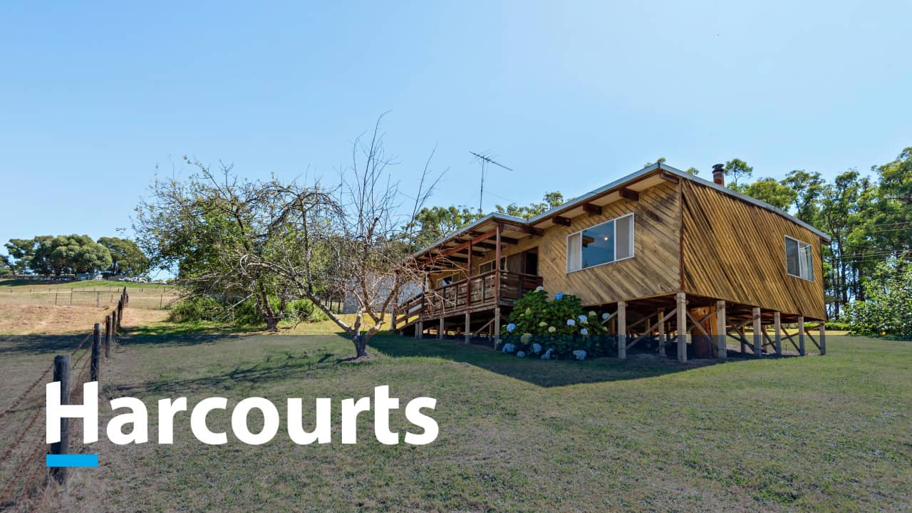 70 Apple Tree Lane, Pakenham Upper on Vimeo