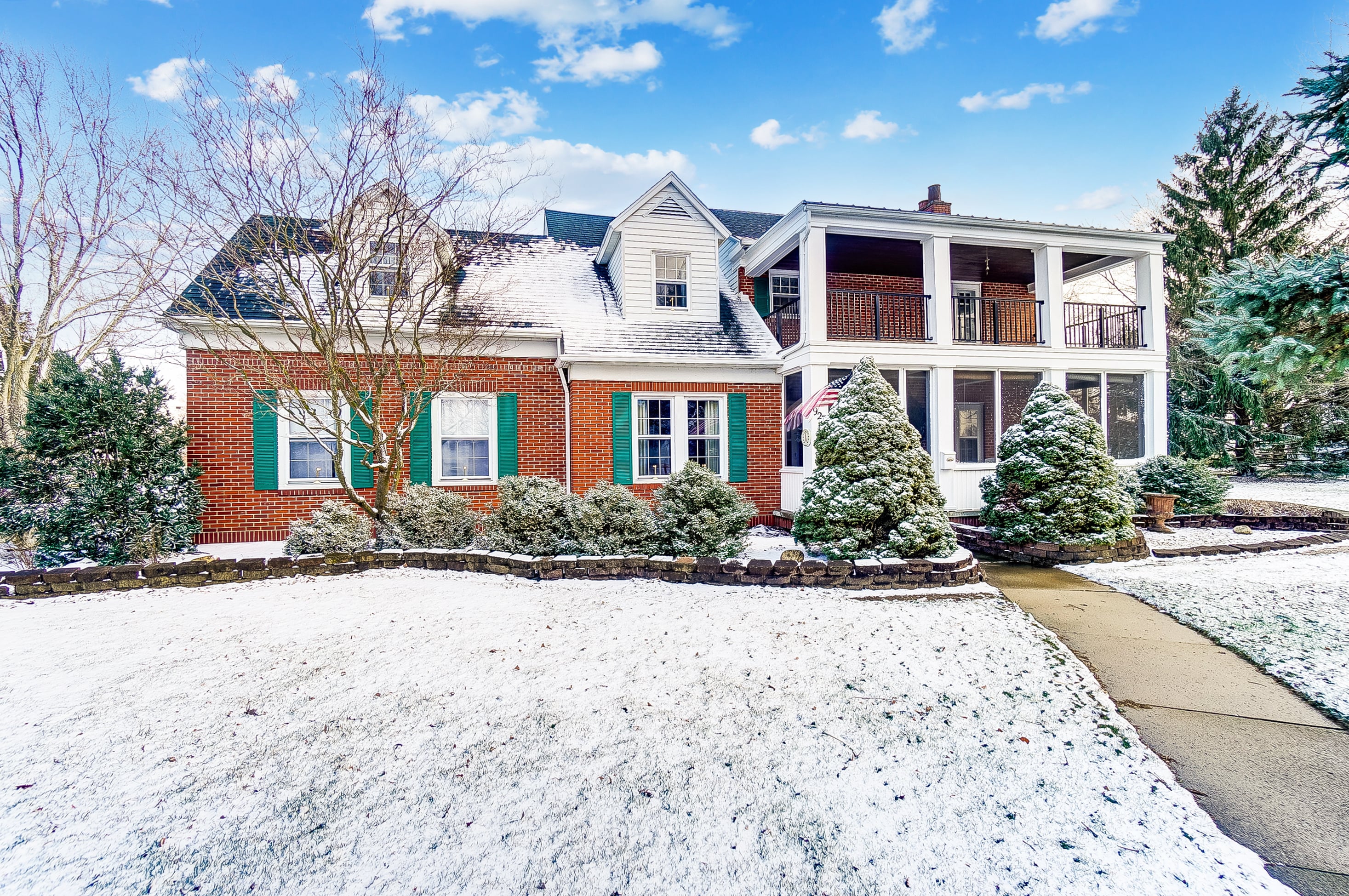 927 W Auglaize St OH 45895 on Vimeo