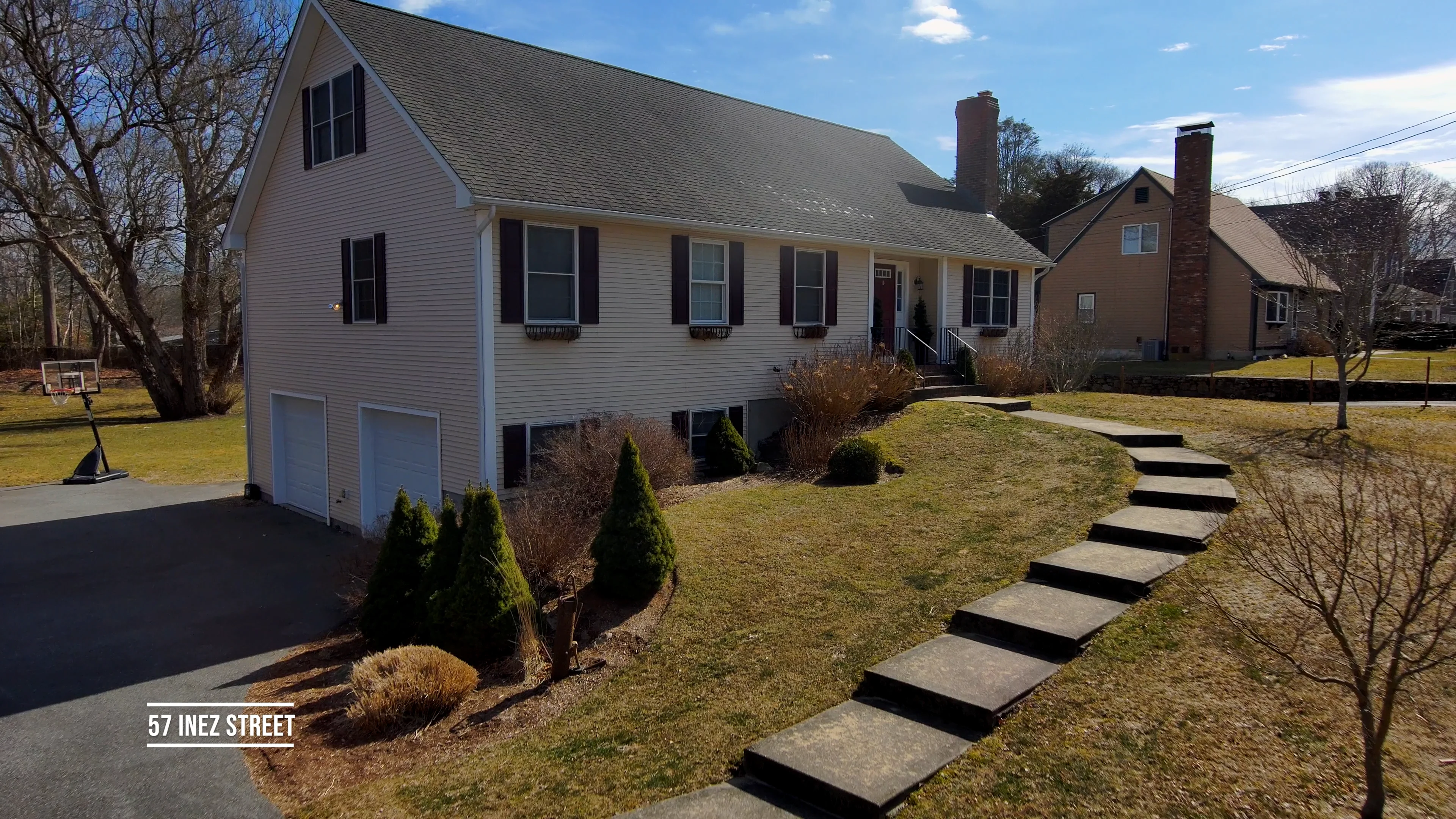 Narragansett Real Estate on Vimeo