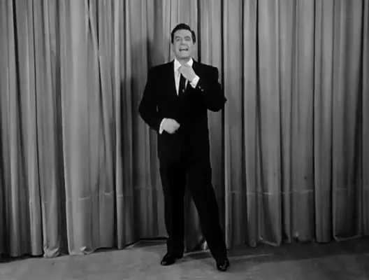 The Lucy-Desi Comedy Hour-S01E01-Lucy Takes a Cruise to Havana.mp4