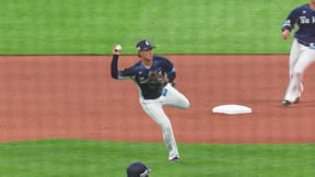 【1回裏】華麗なグラブさばきを見せる!! ライオンズ・川野涼多がランニングスローでアウトを奪った!!  2023年3月15日 北海道日本ハムファイターズ 対 埼玉西武ライオンズ