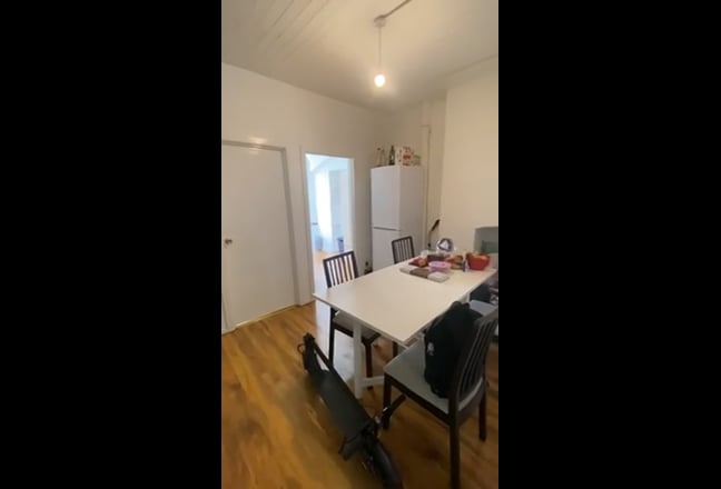 Video 1: Room 1: The rent is £231pw with all bills included. (Available NOW)