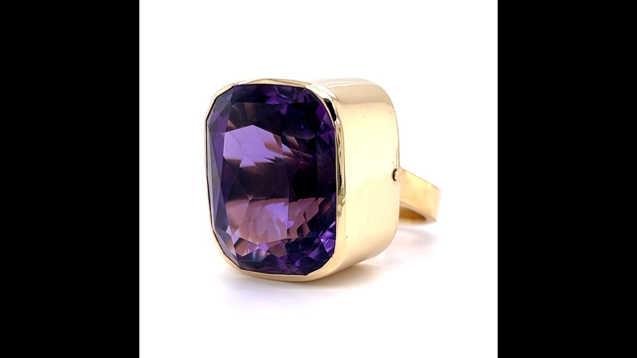 Bezel Set Amethyst Cocktail Ring in 14k Yellow Gold – Filigree