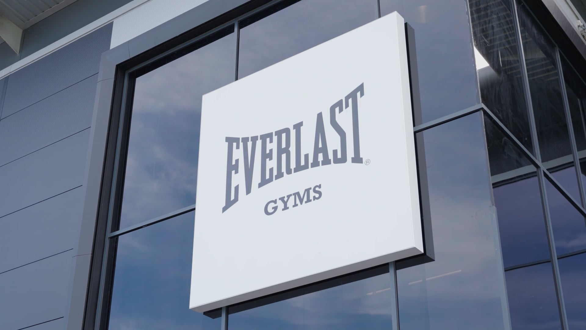 EVERLAST | VIP Shirebrook