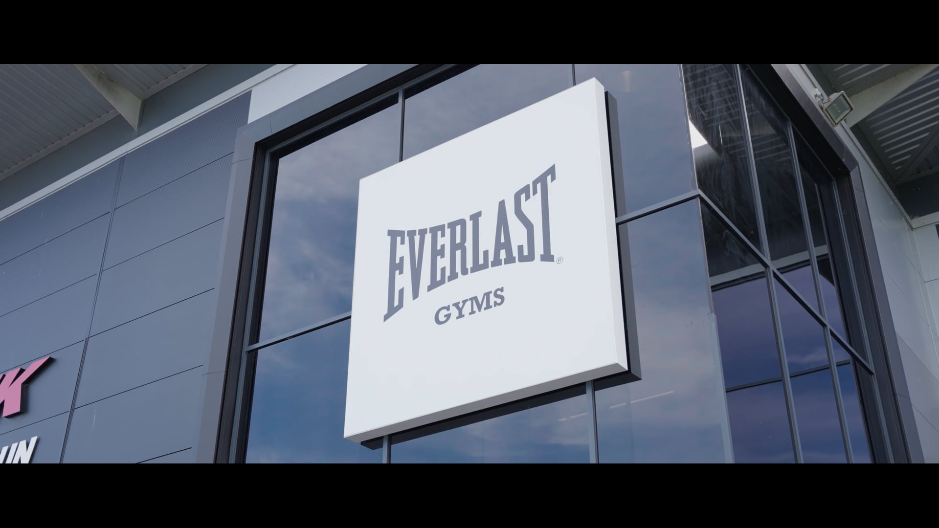 EVERLAST | VIP Shirebrook
