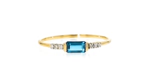 30 Carat London Blue Topaz Ring with Diamond Accents in 14kt Yellow Gold