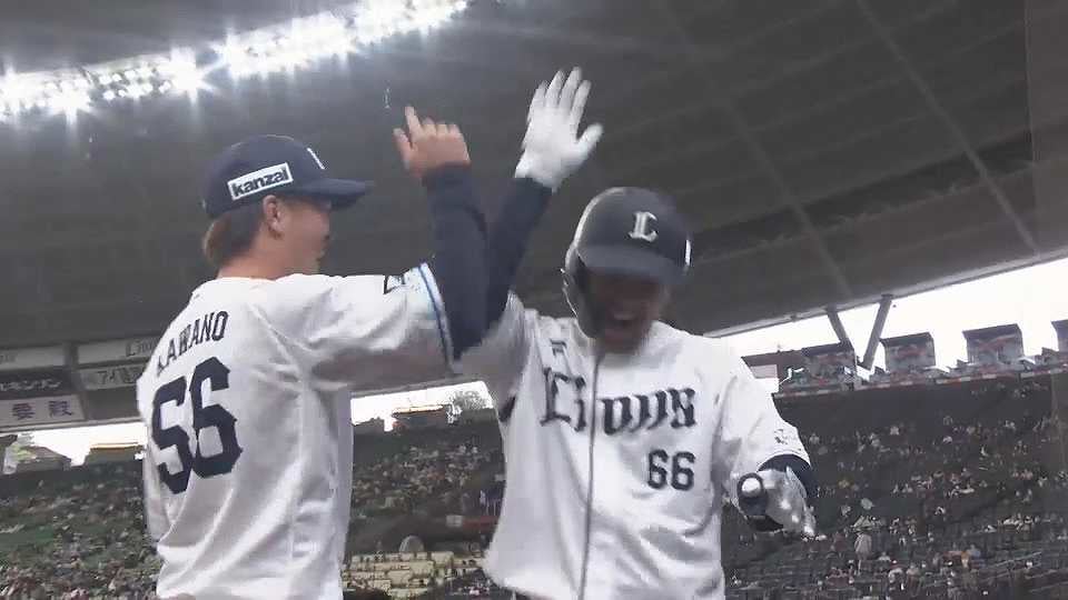 【8回裏】ライオンズ・仲三河優太 高校の大先輩に続いた!! 大きなアピールとなる代打ホームラン!!  2023年3月21日 埼玉西武ライオンズ 対 阪神タイガース