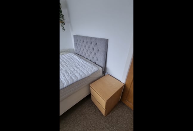  Furnished room, 2 min walk from QMC, 10min to Uni Main Photo