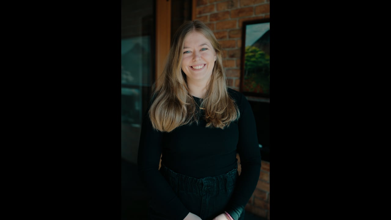 
        
          Zuzana Pavlatová
        

        
          –
        

        
          UX/UI Designer
        
        