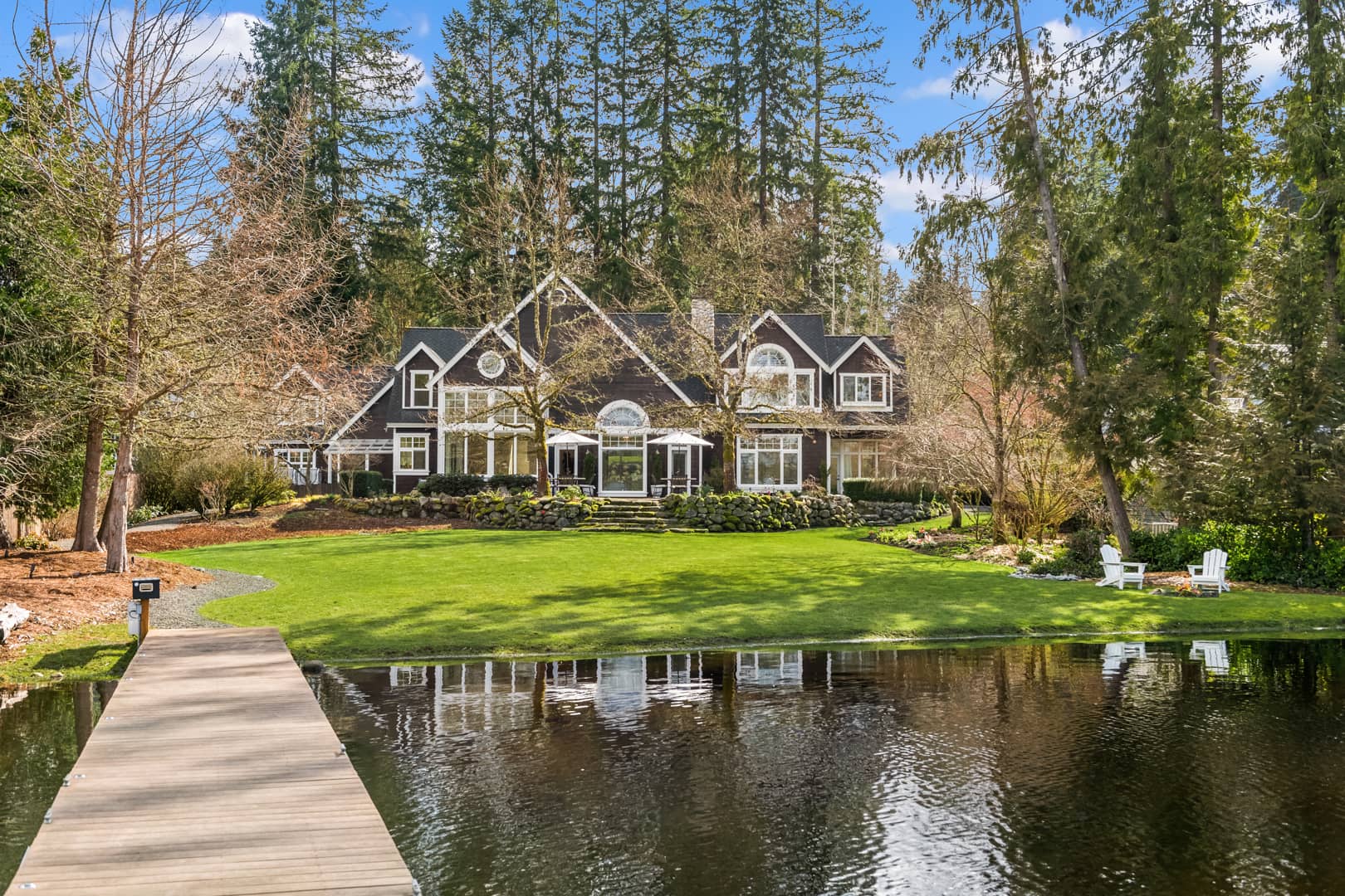 Exquisite Lake Joy Waterfront Estate on Vimeo