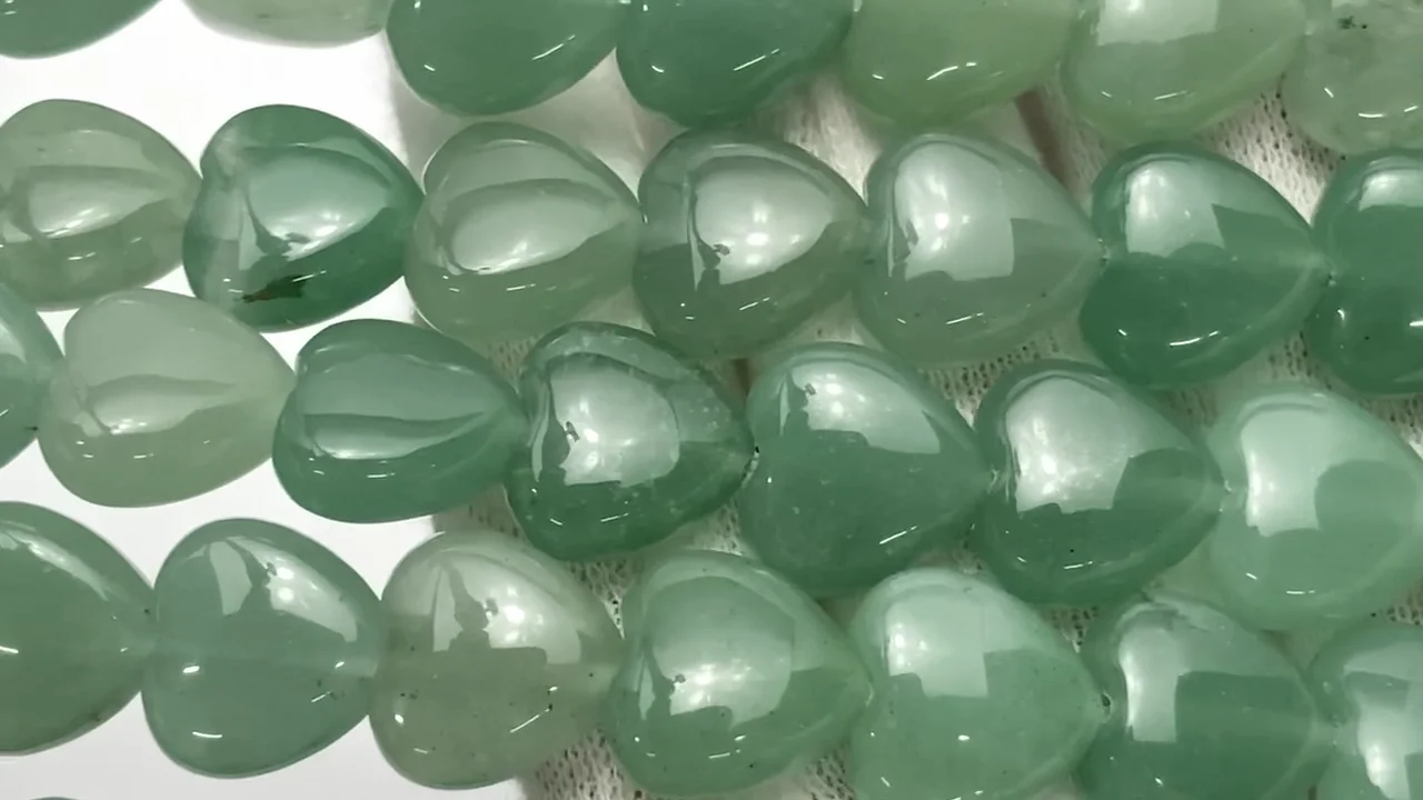 グリーンアベンチュリン 縦穴ハート12×12mm 1連｜天然石ビーズの卸問屋