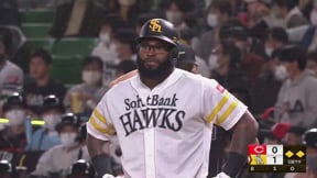 【5回裏】3連打で先制!! ホークス・ホーキンス レフトへのタイムリーヒット!!  2023年3月24日 福岡ソフトバンクホークス 対 広島東洋カープ