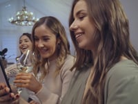 Villa Maria - Made for the moment - Girls Night In