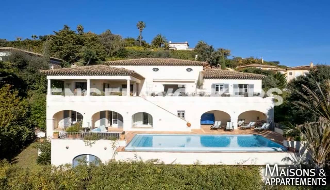 SAINTEMAXIME MAISON A VENDRE 2 430 000 € 326 m² 8 pièce(s) on