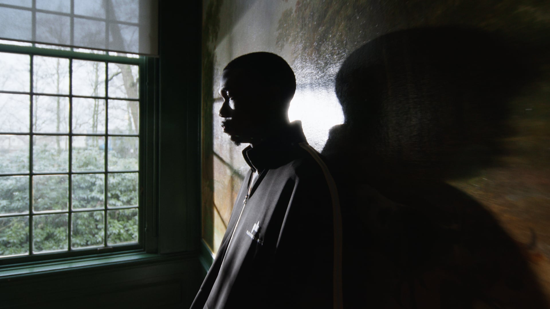 ELECTRIC BLACK - UNITED WE STAND