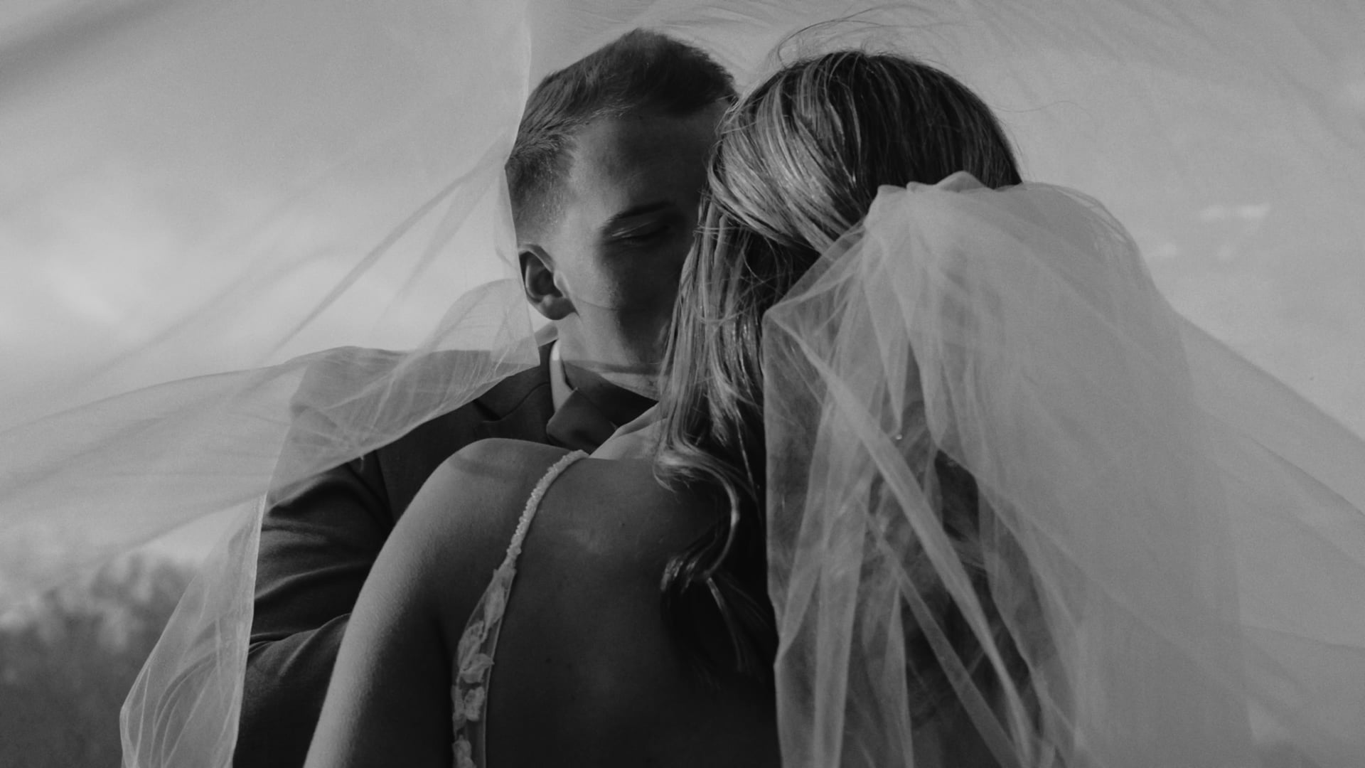 35N - Morgan & Garret (Trailer)
