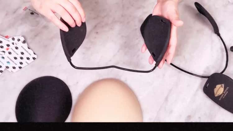 Misses Kisses Set-Up Guide: How to Sticker Your Bra and Pads on Vimeo