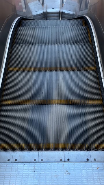 Dolphin Mall movie theater escalator 4k, Stock Video