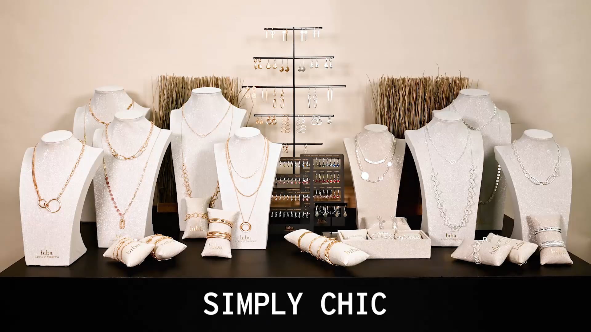 Simply Chic SS23