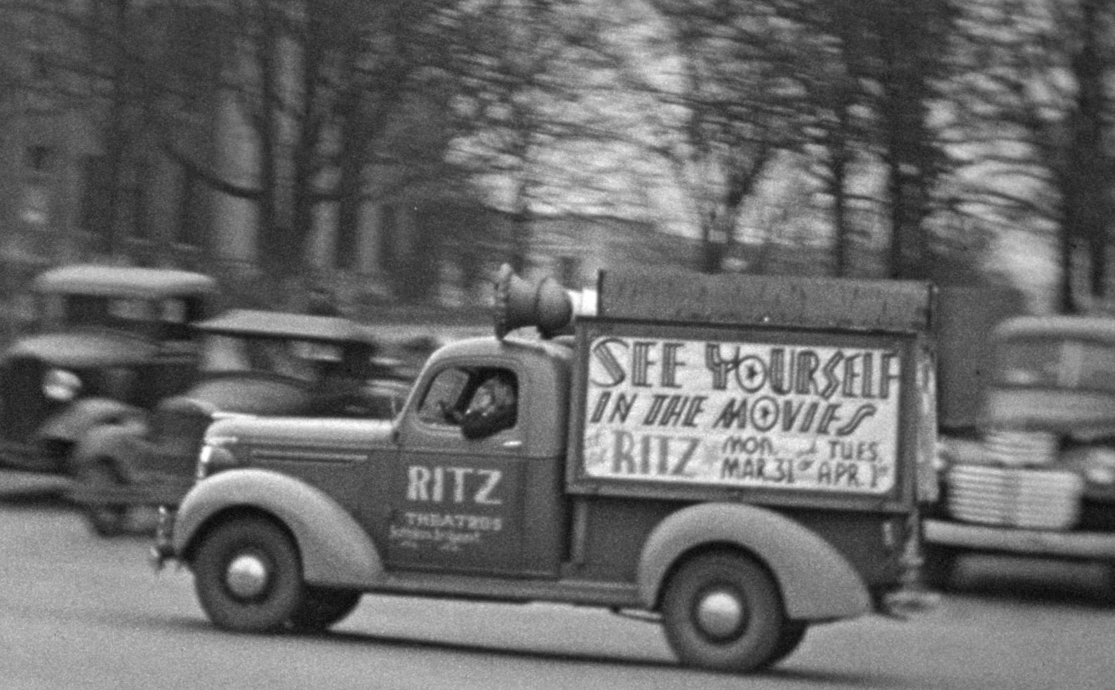 On the Square, 1941 Scottsboro, AL on Vimeo