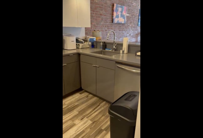 Downtown JC Grove Street Path bedroom available Main Photo