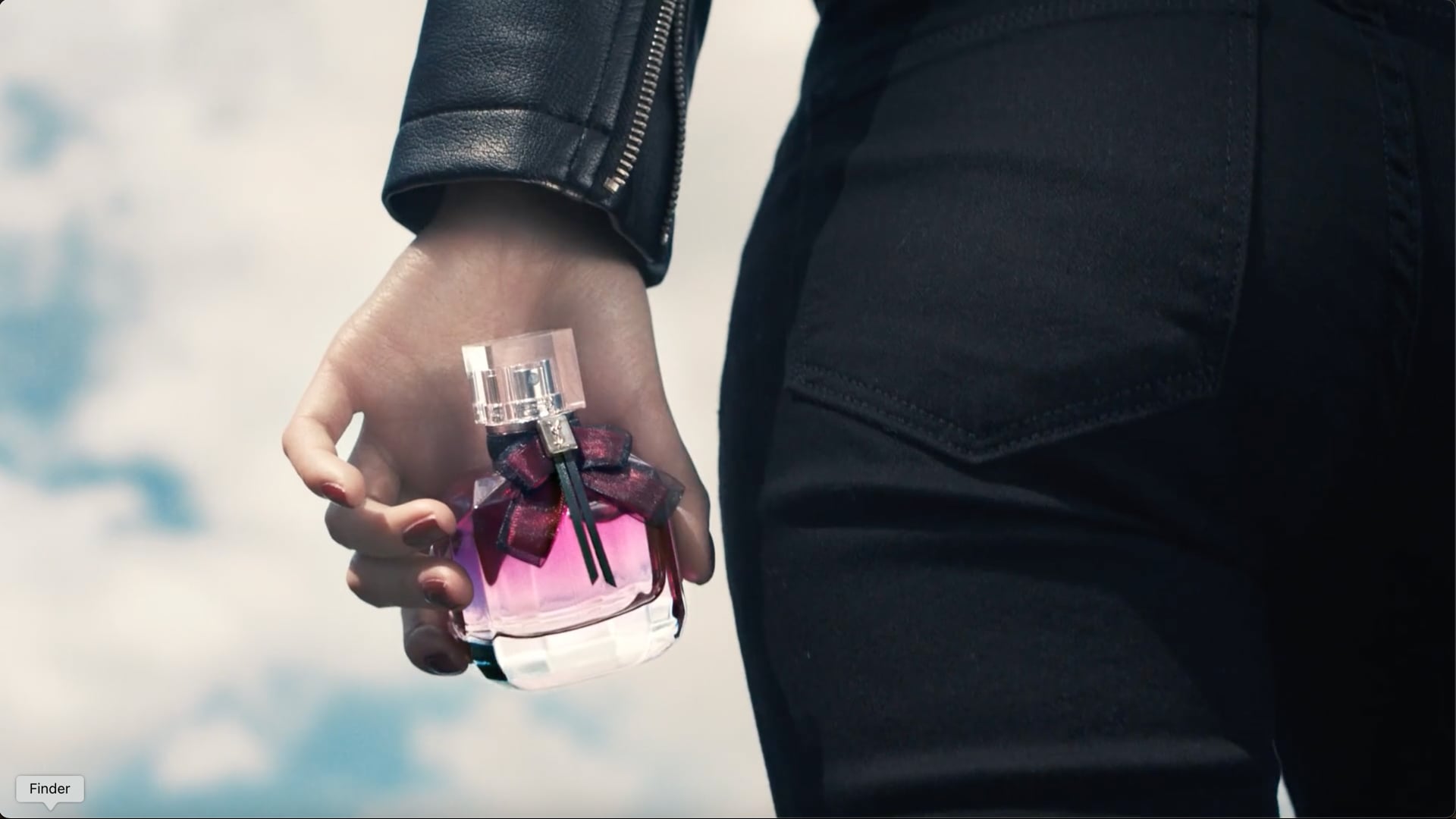 YSL - Mon Paris x Dilraba