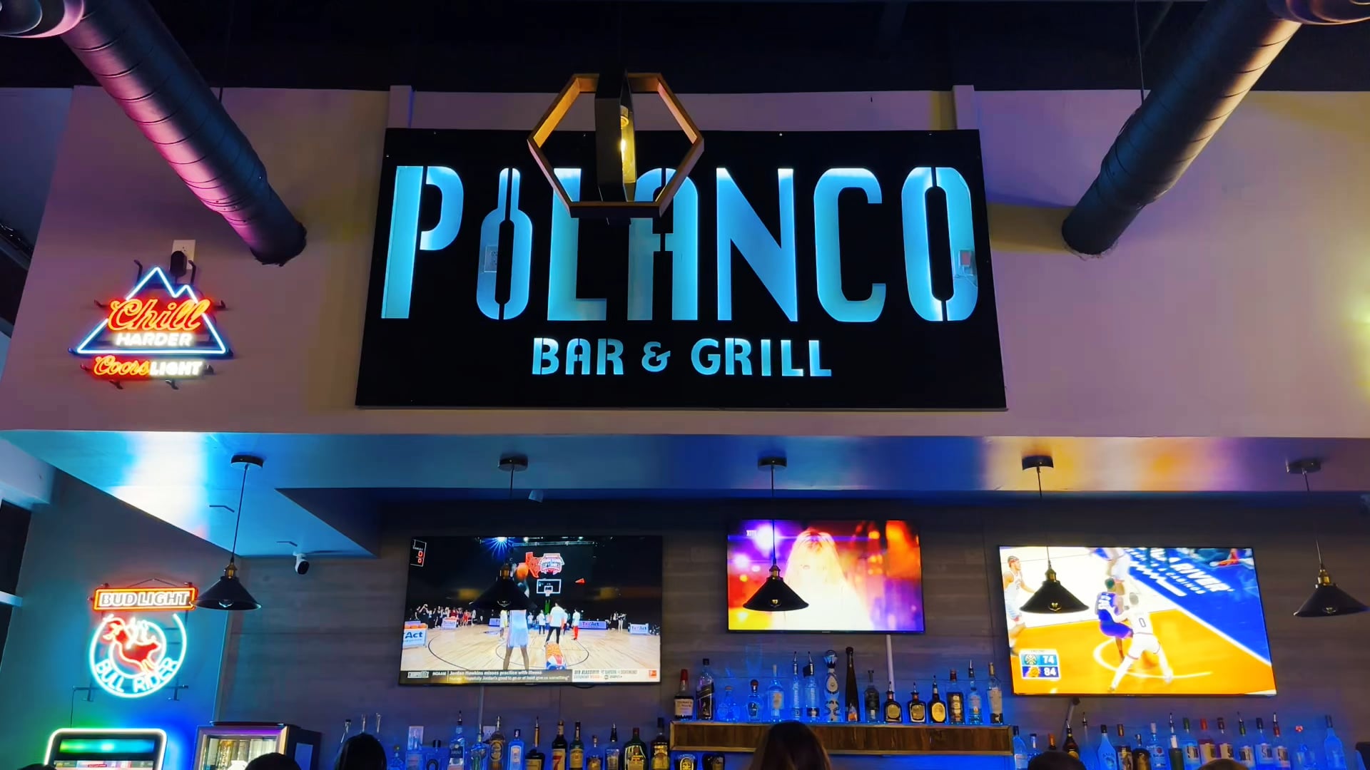 Cold beer cocktails polanco bar grill horizon city texas