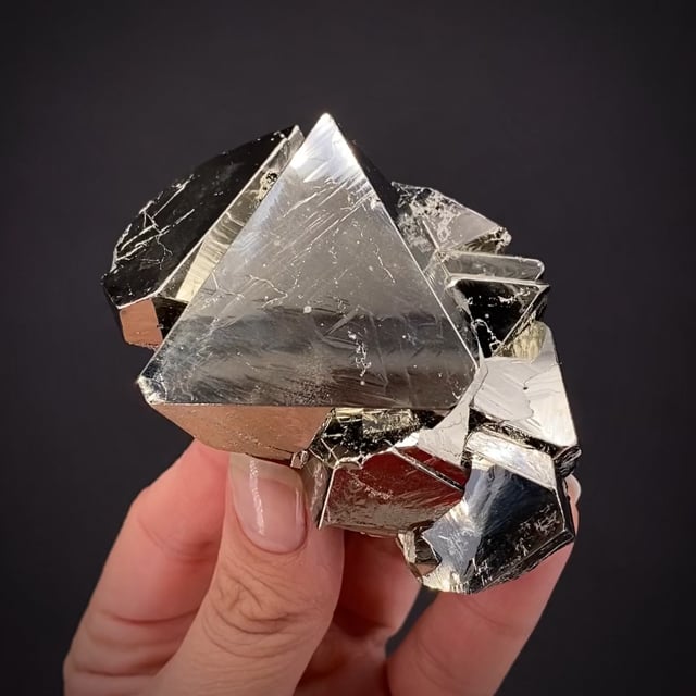 Pyrite (sharp octohedra)