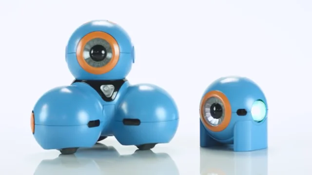 3 cool projects for Dot and Dash Robots