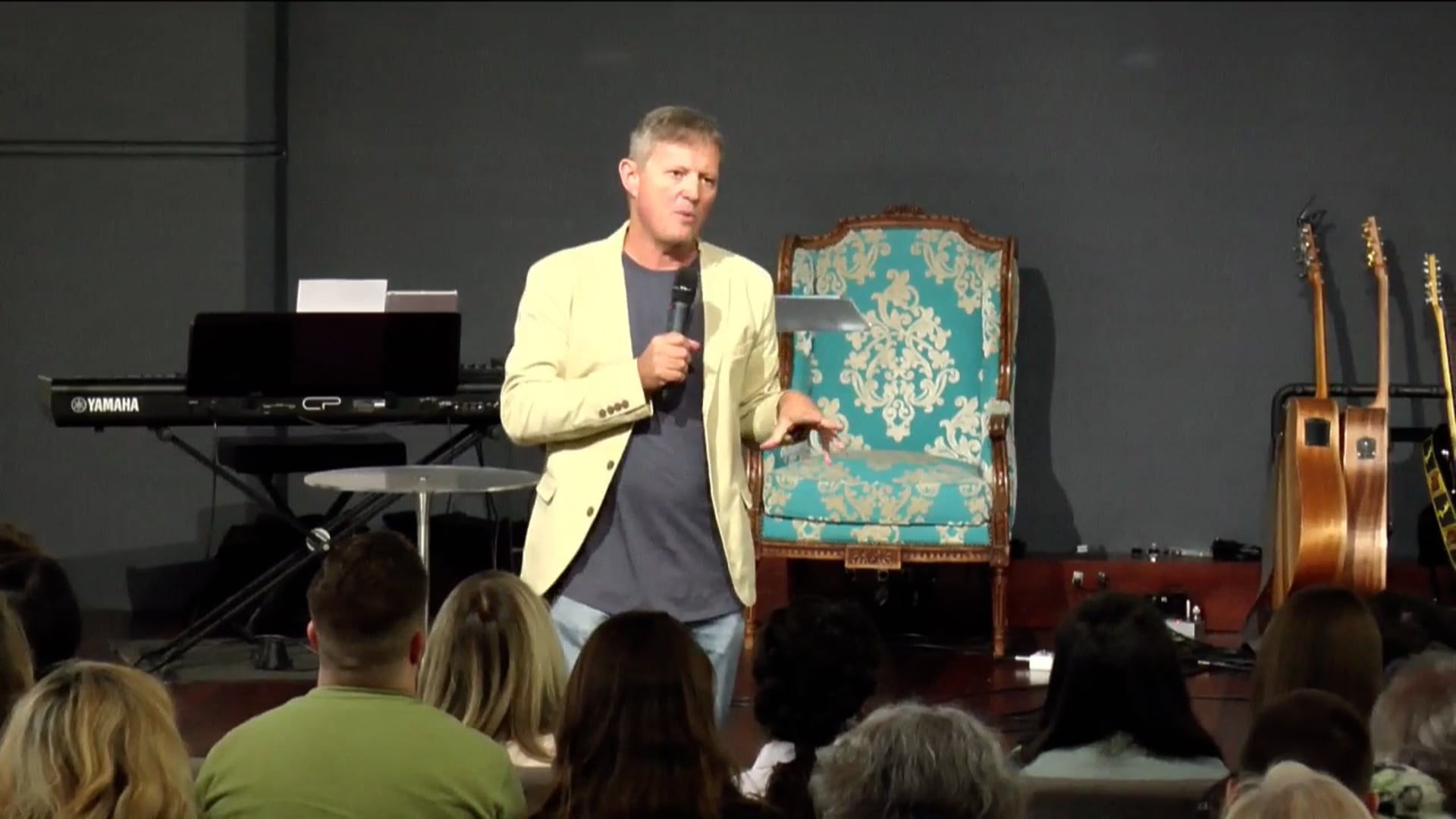 Oil and wine in the midst of scarcity | Todd Weatherly | AM Sunday 2 April 2023