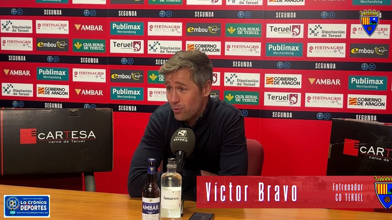 VÍCTOR BRAVO (Entrenador Teruel) CD Teruel 0-0 At Saguntino / J28 / 2ª RFEF - Grupo 3 / Fuente: CD Teruel 