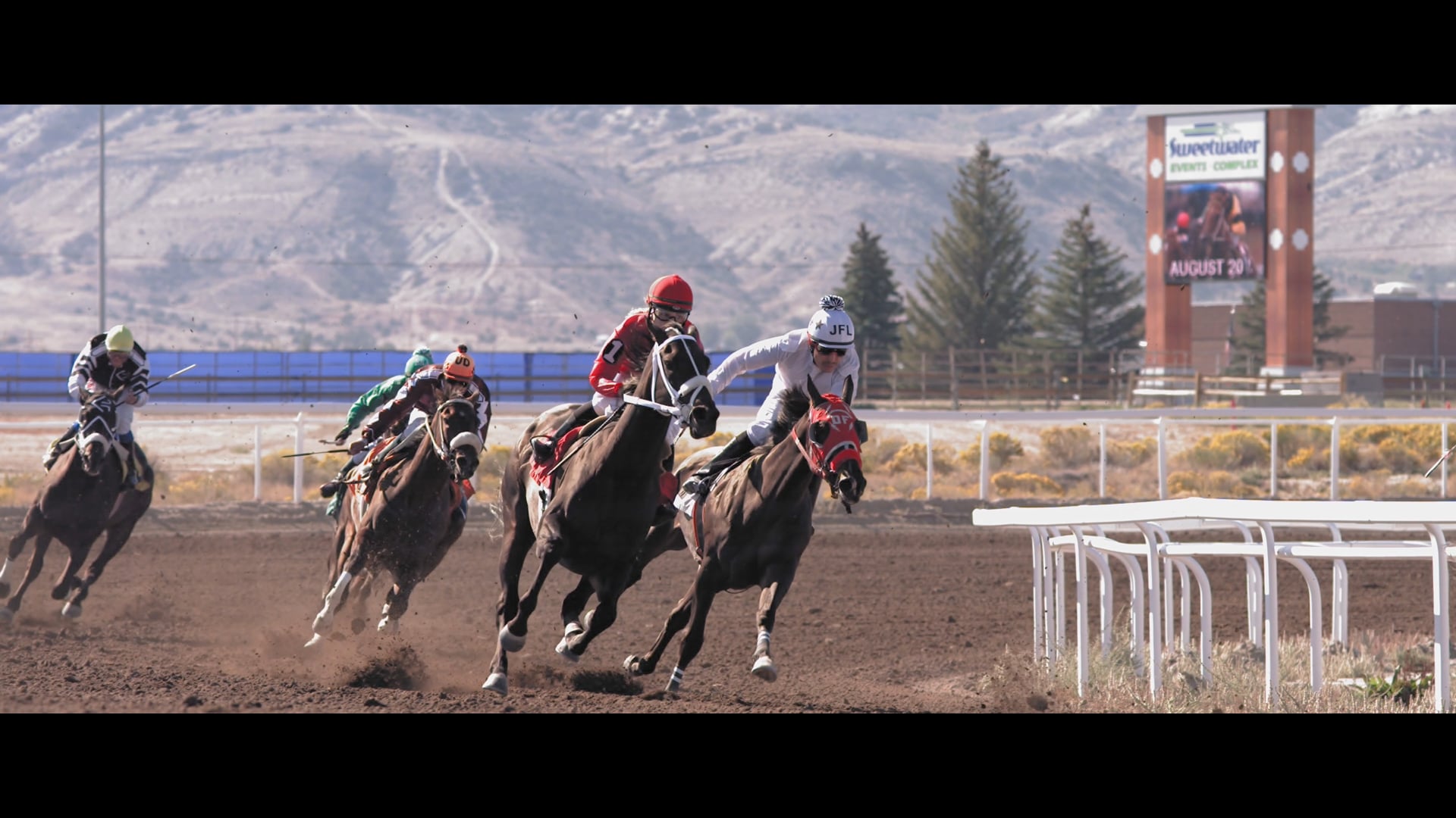 SWEETWATER  [TRAILER]