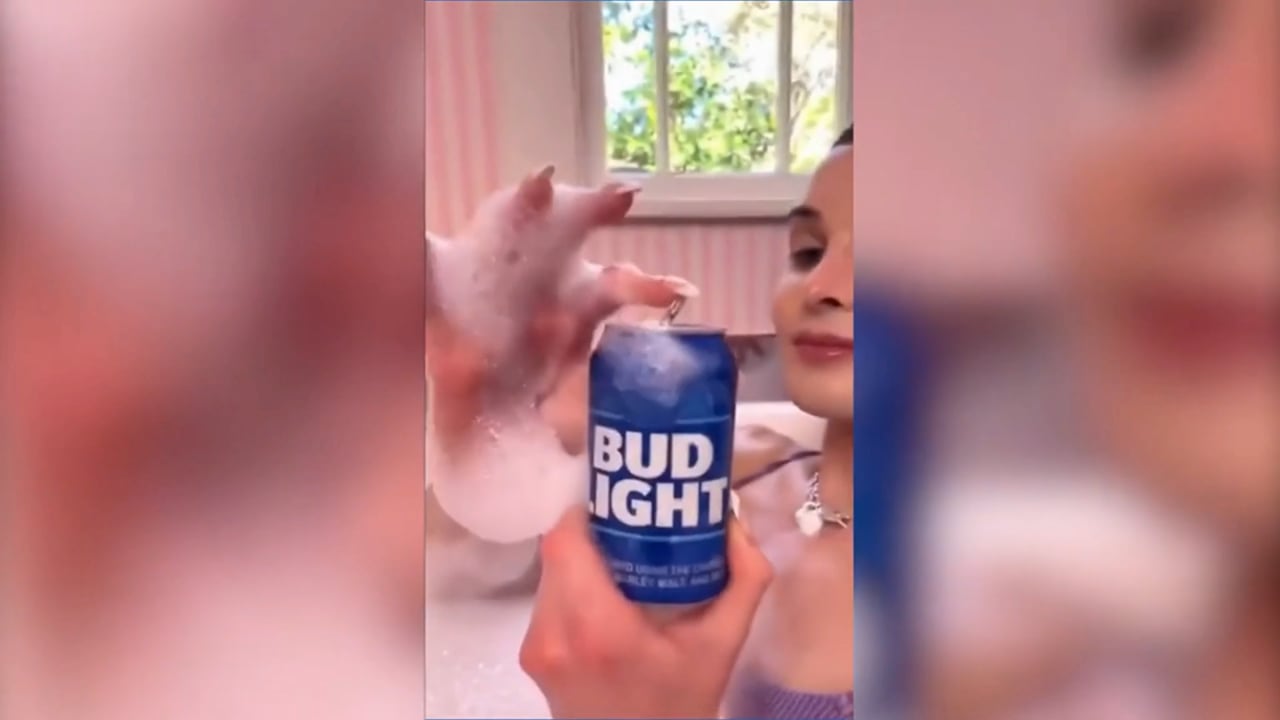 Dylan Mulvaney ads for  Bud Light and Nike.mp4