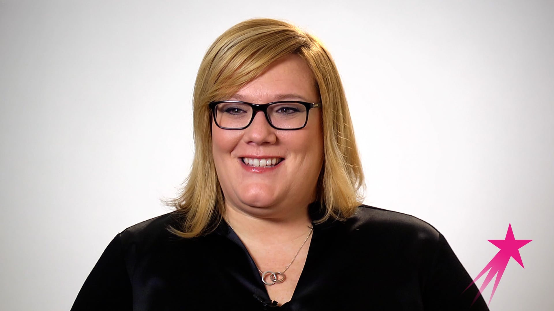 Social Media Director Staying Motivated Amy Fulford Career Girls Role Model On Vimeo