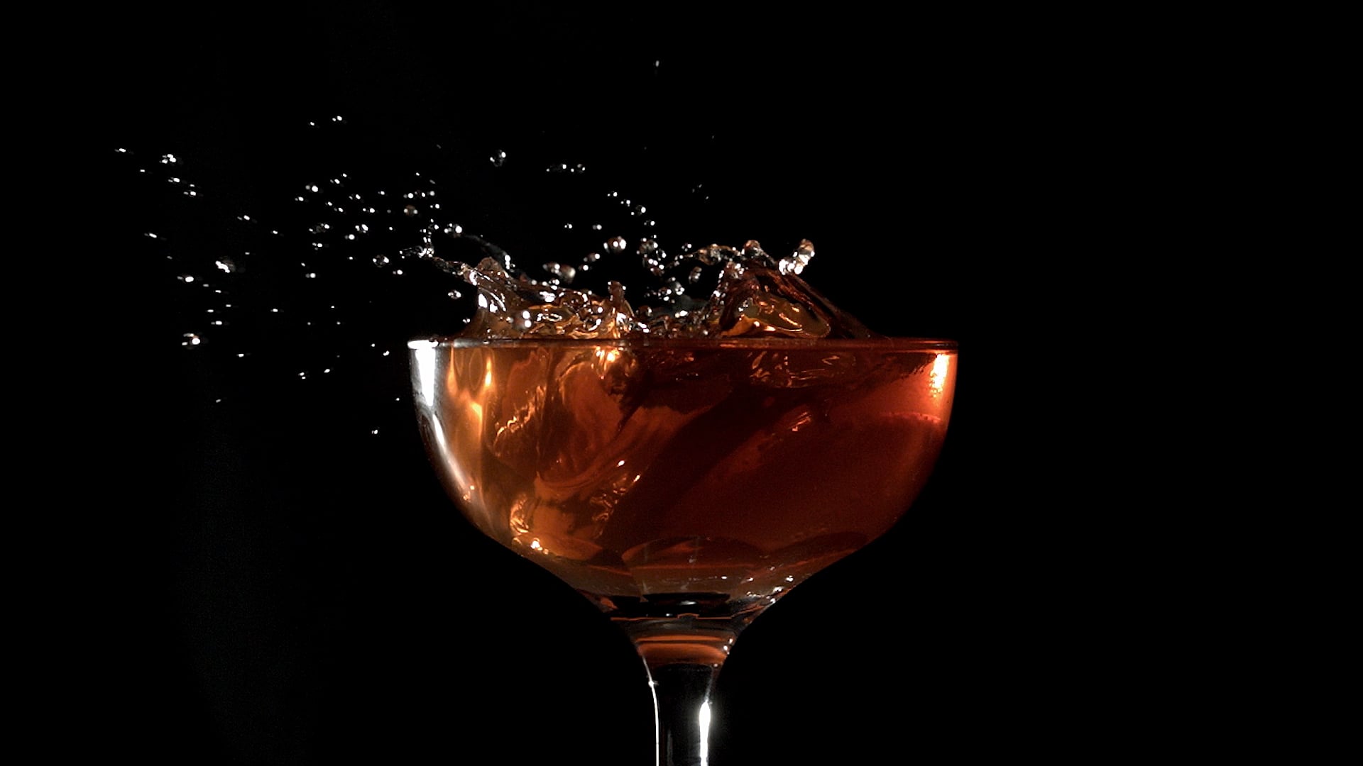 PHANTOM FOOD & BEVERAGE MONTAGE