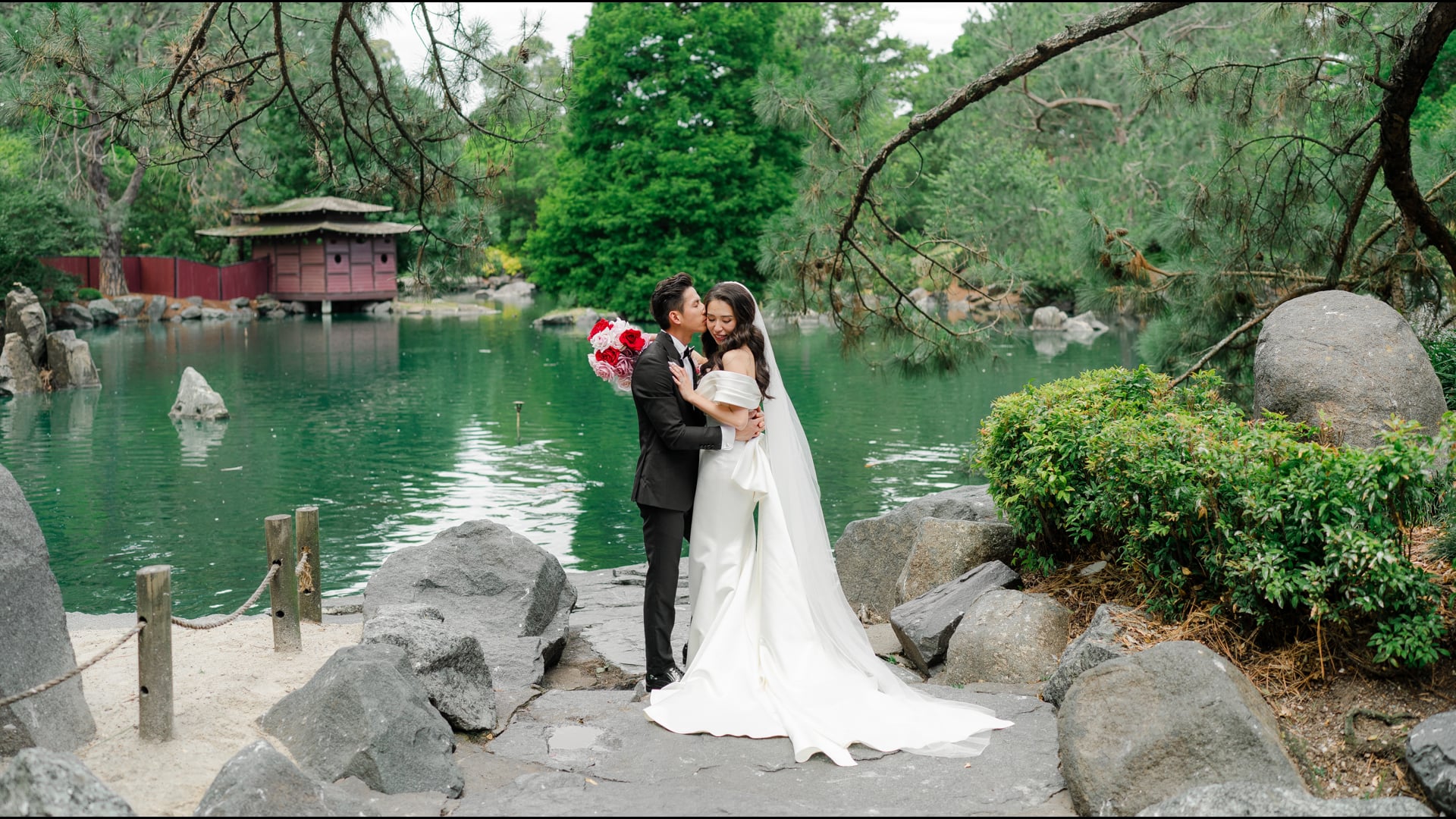 Linh + Phi Wedding Film