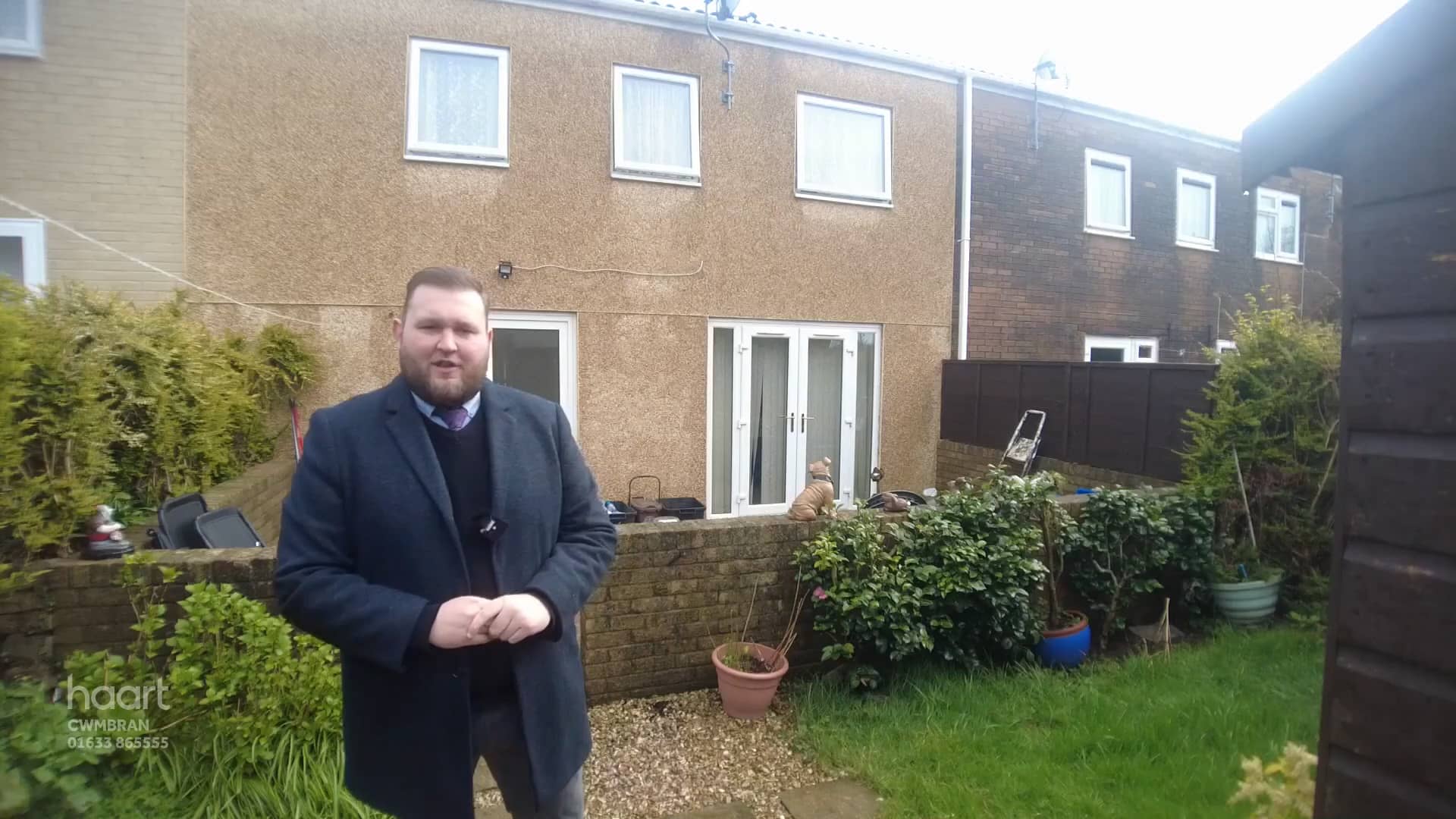 Quick Sneak Peek of Berthin, Cwmbran, 3 bedroom Mid Terraced House For