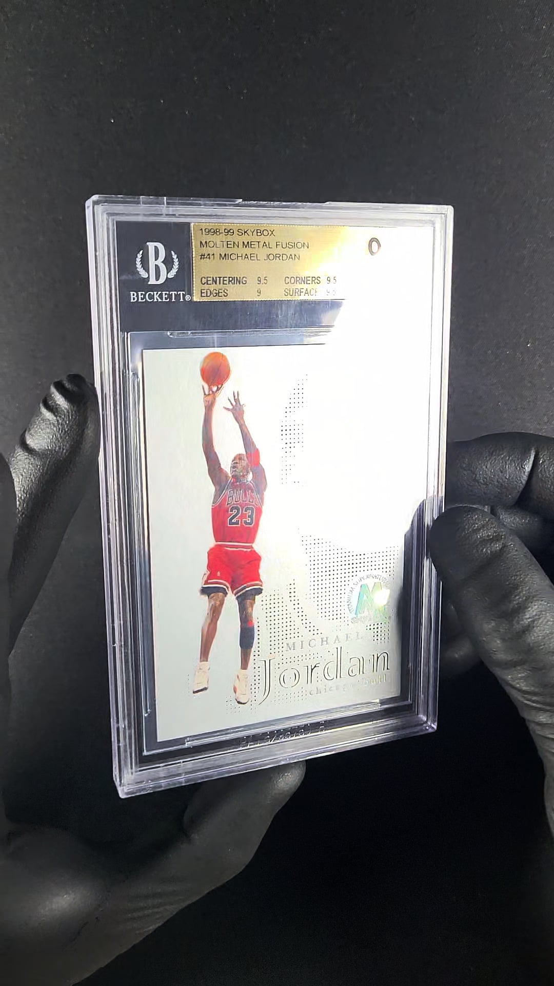 1998 Skybox Molten Metal Fusion Michael Jordan /250 #41 BGS 9.5