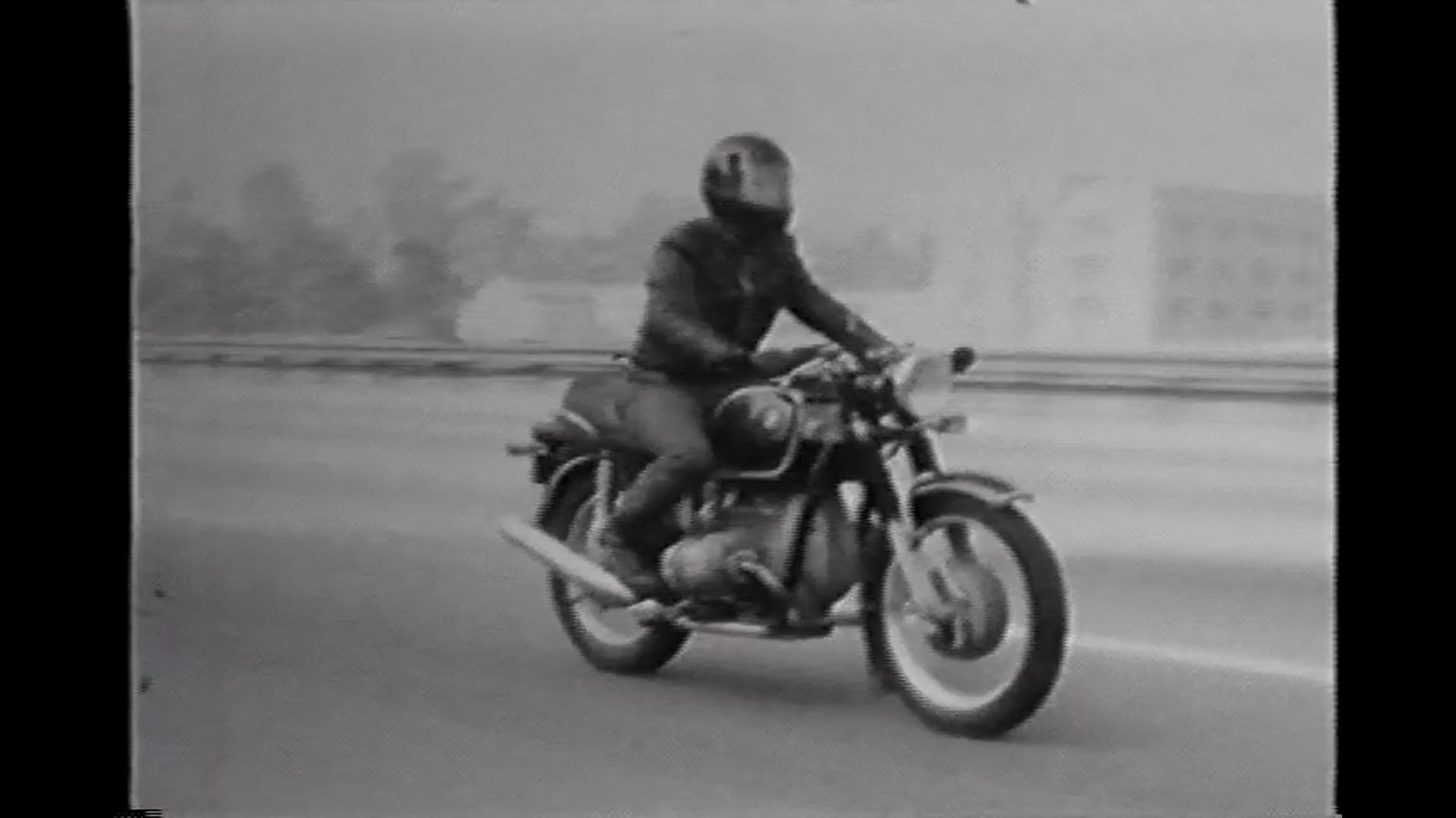 COVERAGE, 1987, Super8mm, 04:00