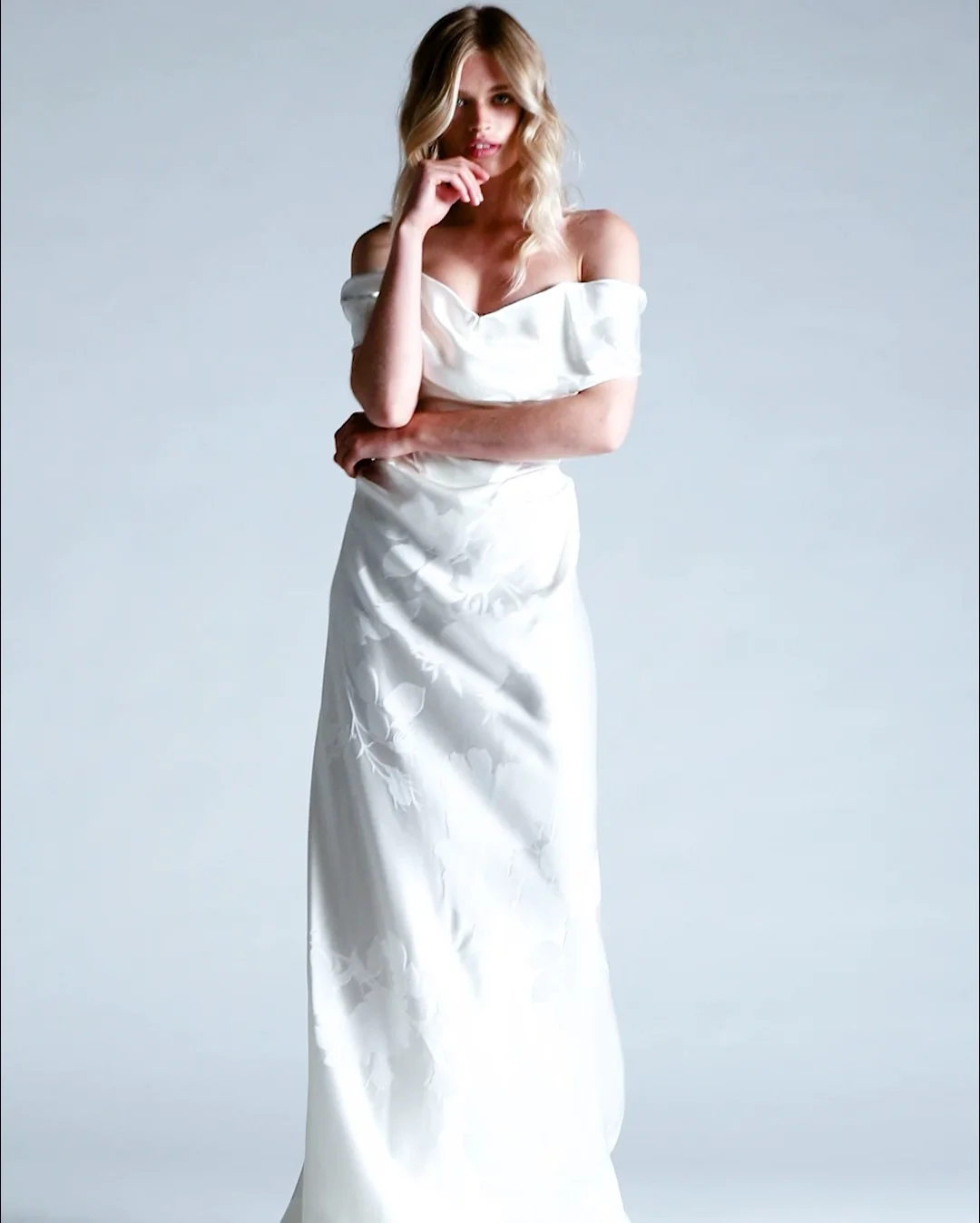2021 VW BRIDAL MTO 06 Long Cocotte 02 4x5