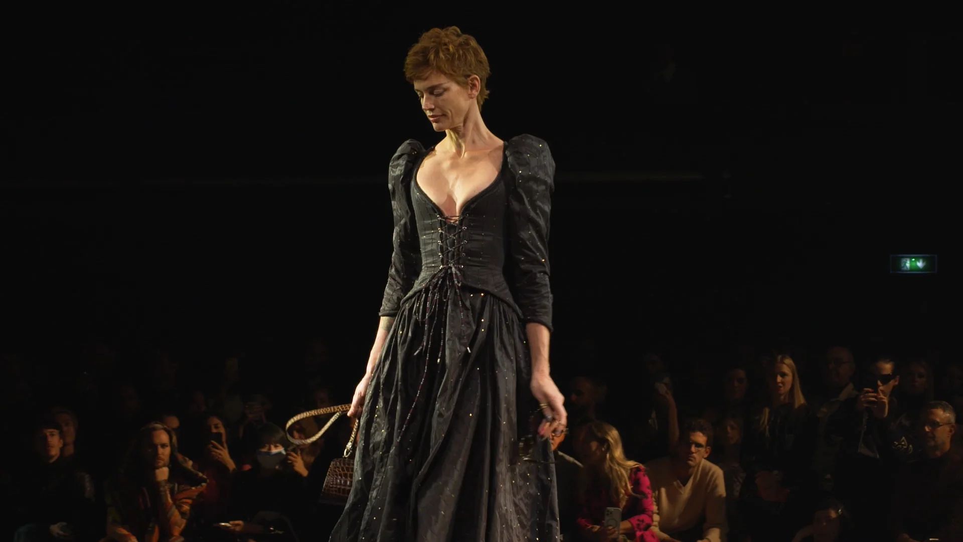 Vivienne Westwood Spring-Summer 2023 Catwalk | Vivienne Vivienne Westwood Spring-Summer 2023 Catwalk | Vivienne