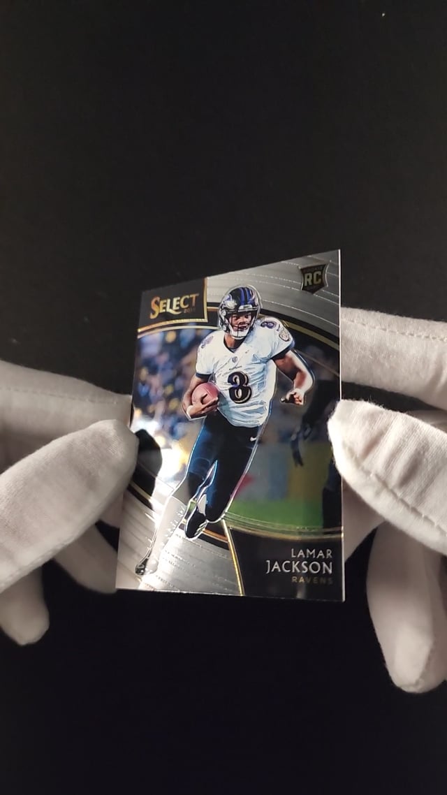 Lamar Jackson 2018 Select Field Level Zebra #205 Price Guide