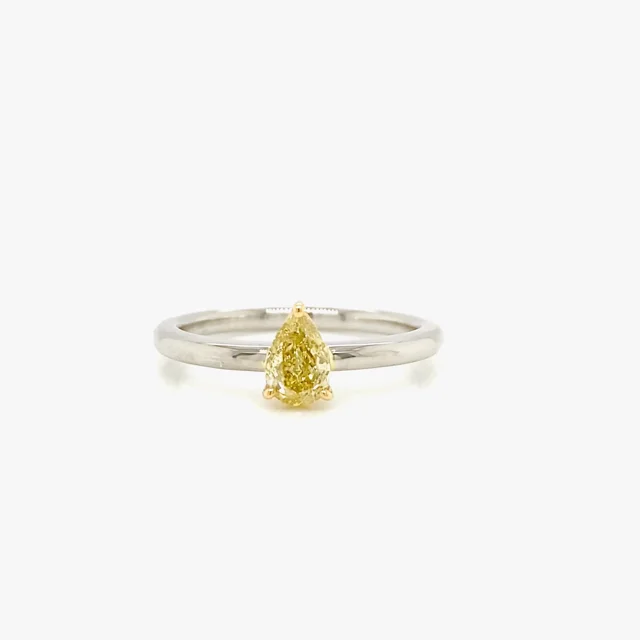 FANCY YELLOW ペアシェイプ/シンプルリング/0.379ct/CGL/JRT0020