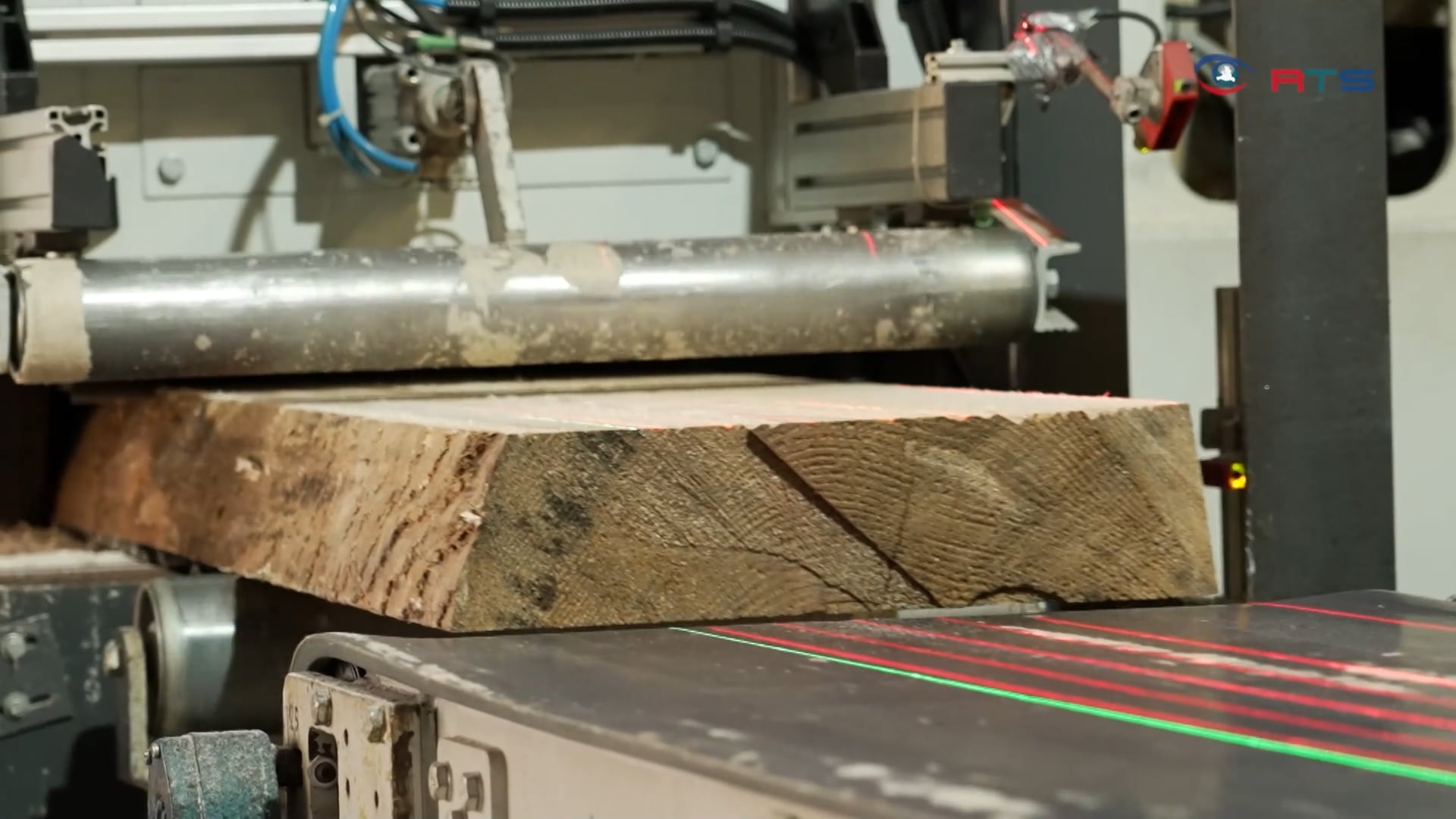 wertschoepfungskette-holz-der-weg-vom-wald-ins-saegewerk-und-darueber-hinaus