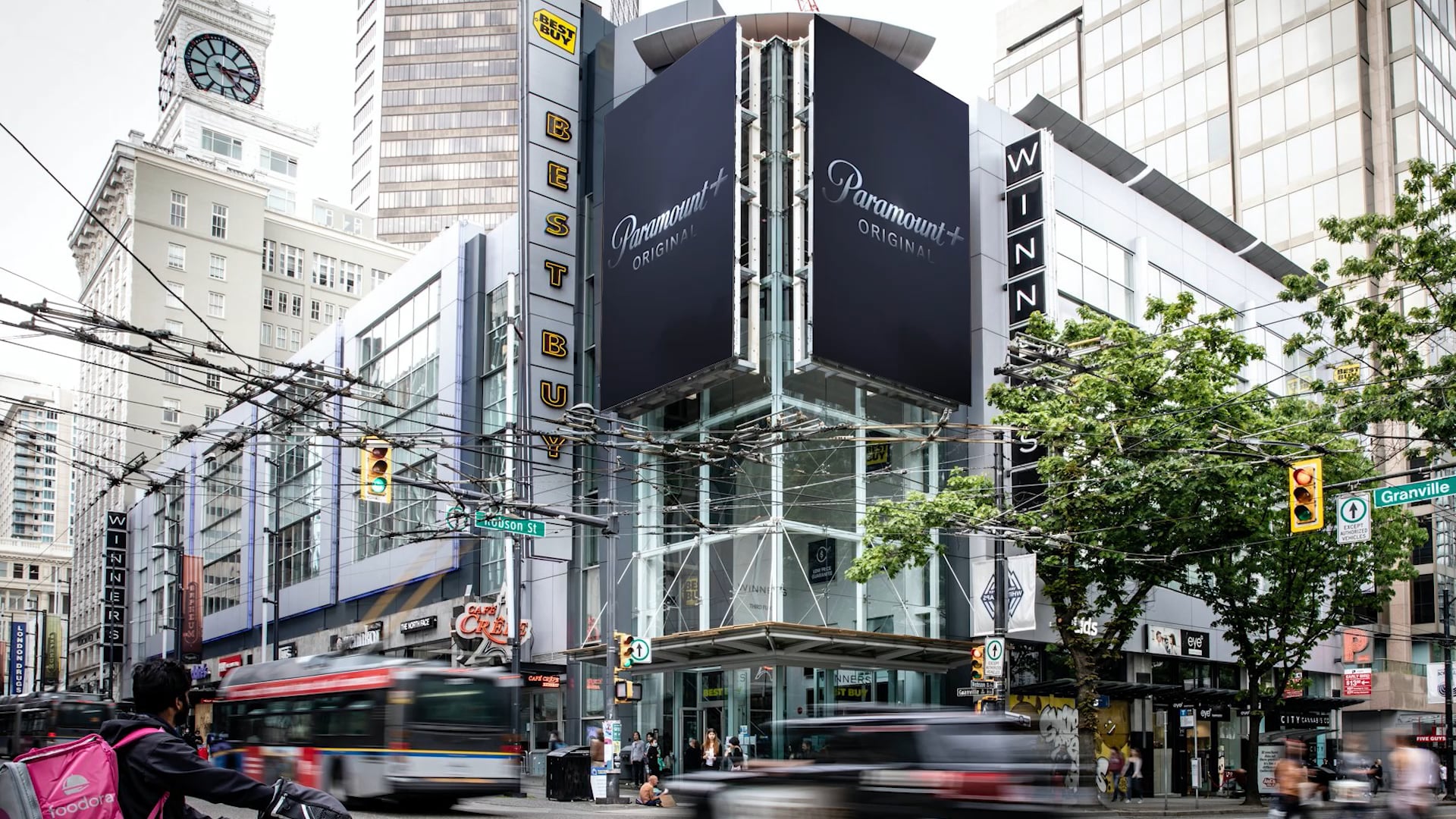 Halo - OOH Vancouver, Paramount+